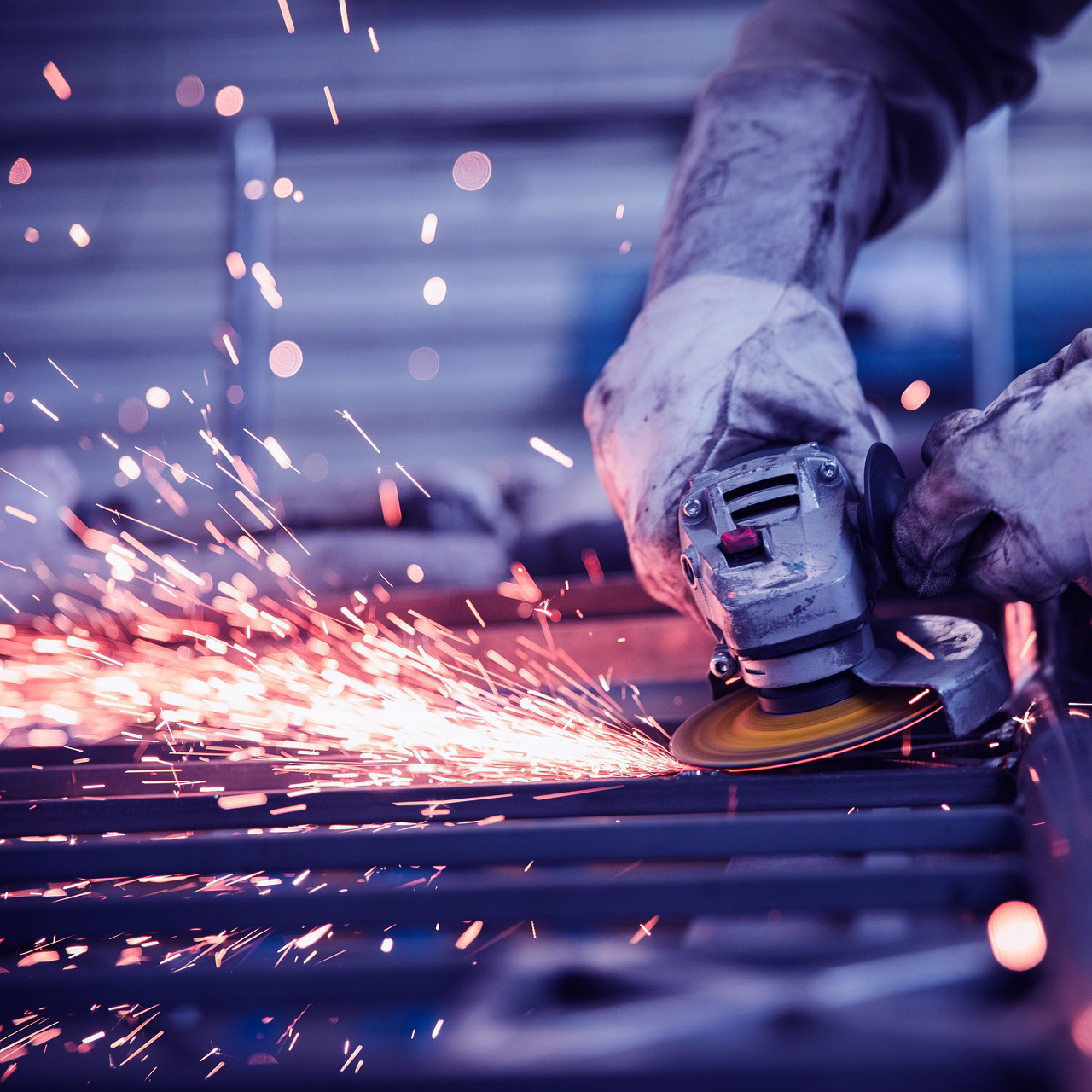 worker-5736096_1920_q01 worker-5736096_1920_q01